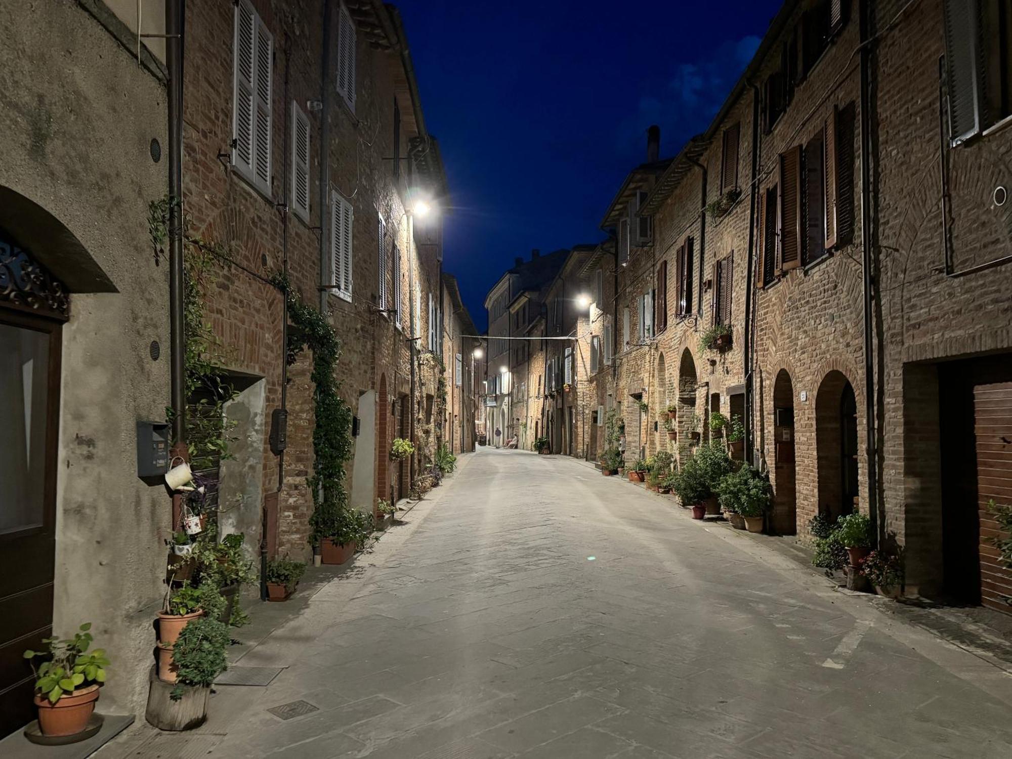 2 King Bed, 2 Full Bathroom Apartment In Umbria - Tuscany Città della Pieve Buitenkant foto